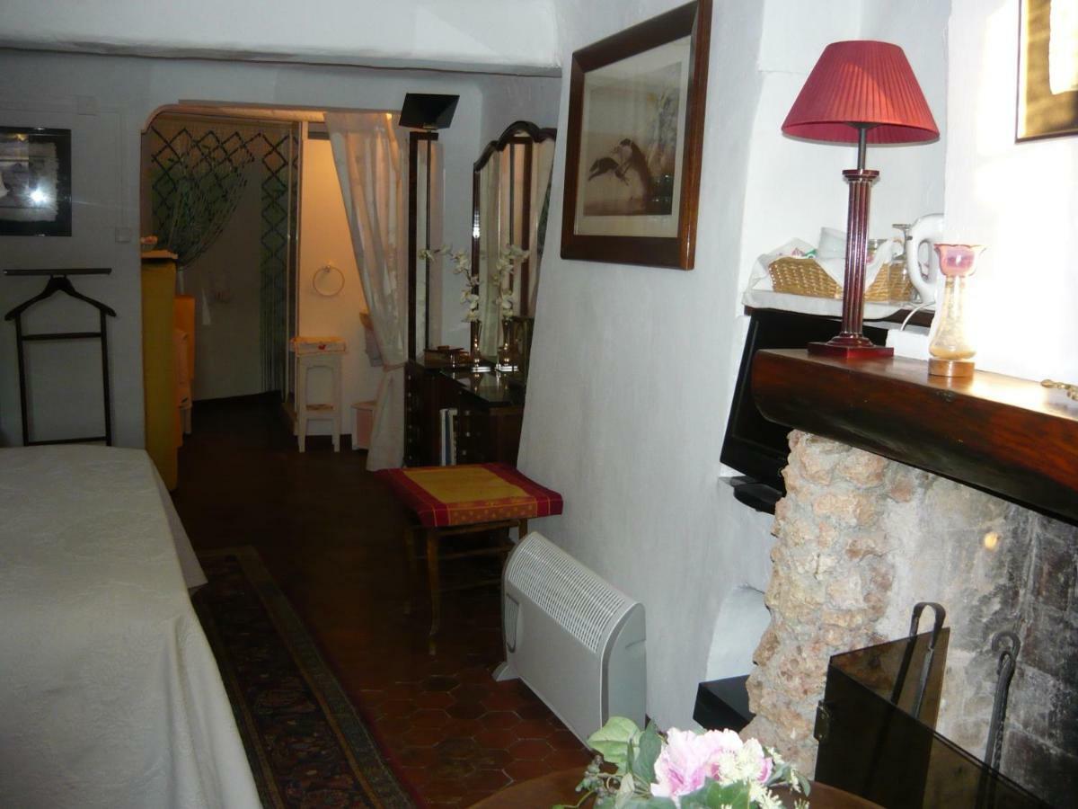 Le Pra De Pe Bed & Breakfast Cotignac Dış mekan fotoğraf